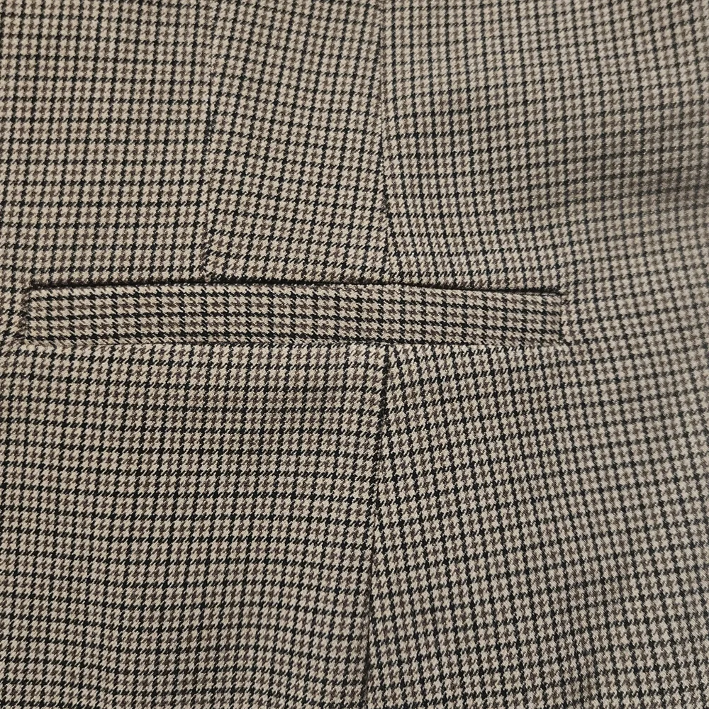 Abercrombie & Fitch Houndstooth Vest in Brown and Black - Picture 11 of 16